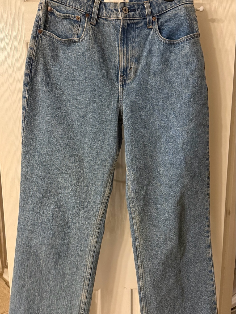 Abercrombie High Rise 90’s Relaxed Jeans-Curve Love 28 Reg-Prof Hemmed